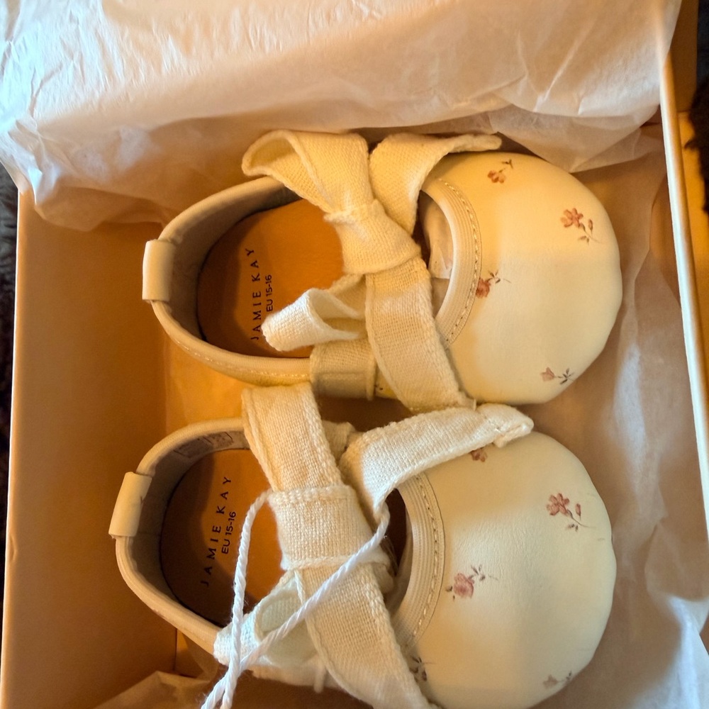NWT Jamie Kay Ivory Baby Shoes with Pink Floral Design - Picture 3 of 5